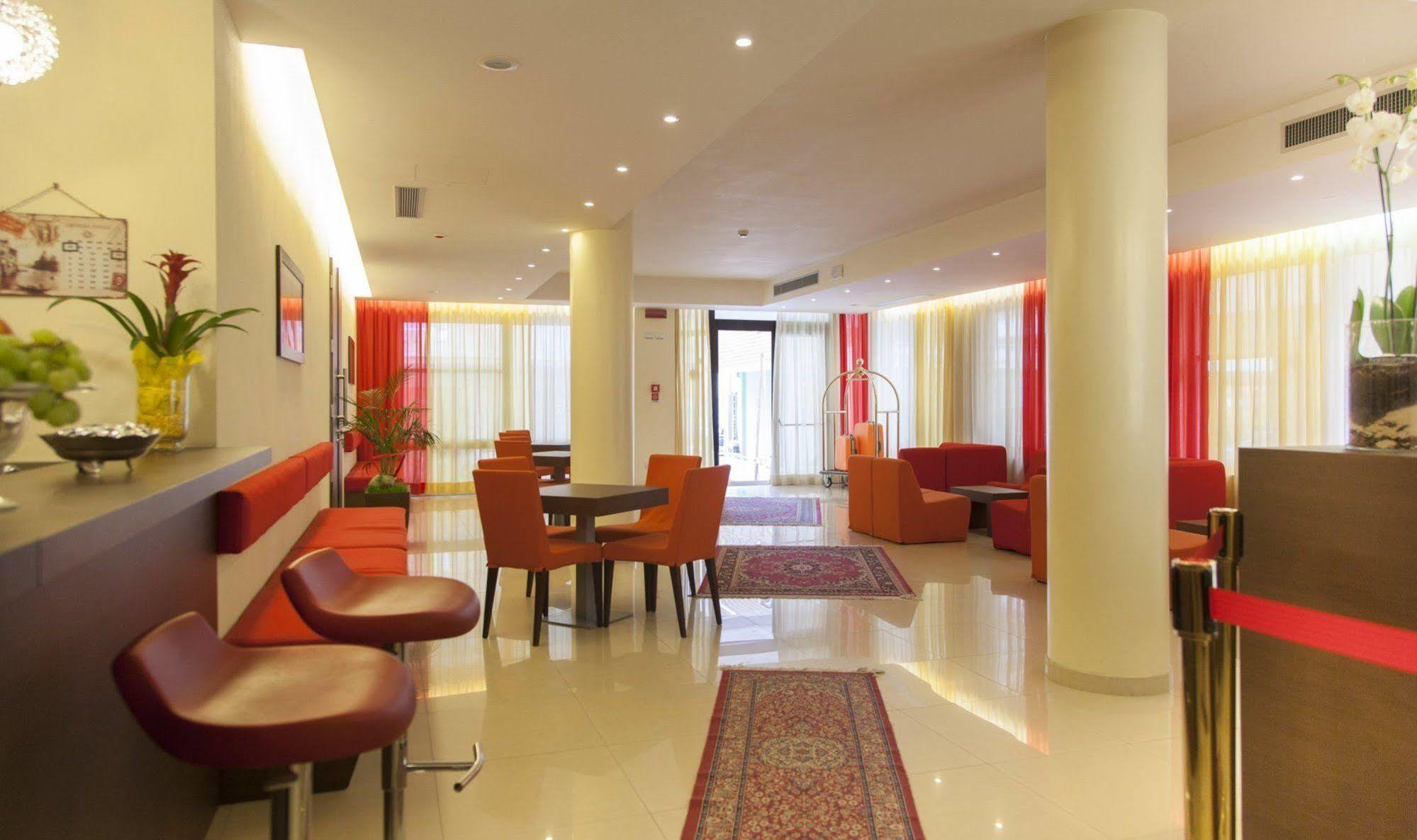 Hotel Mimosa 벨레지아아지마리나 외부 사진