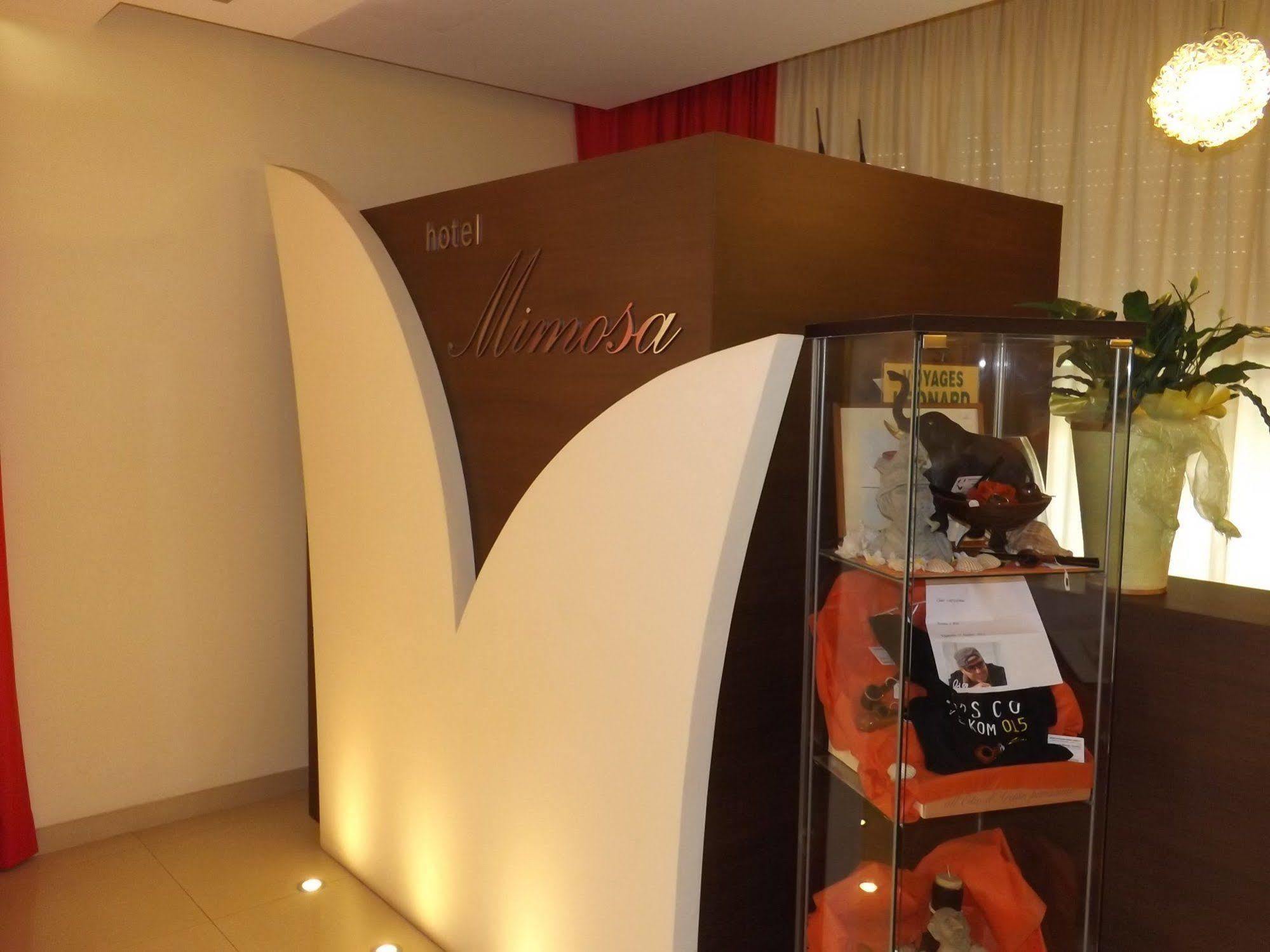 Hotel Mimosa 벨레지아아지마리나 외부 사진